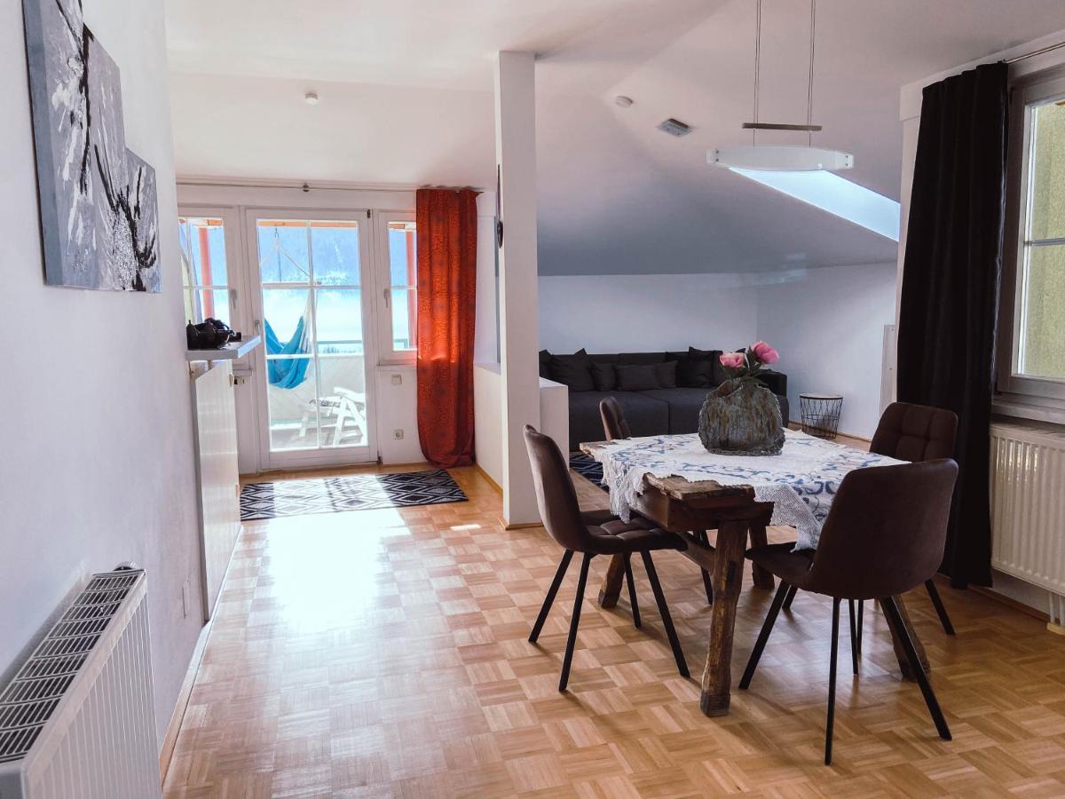 Apartment Karasek Mit Seeblick *