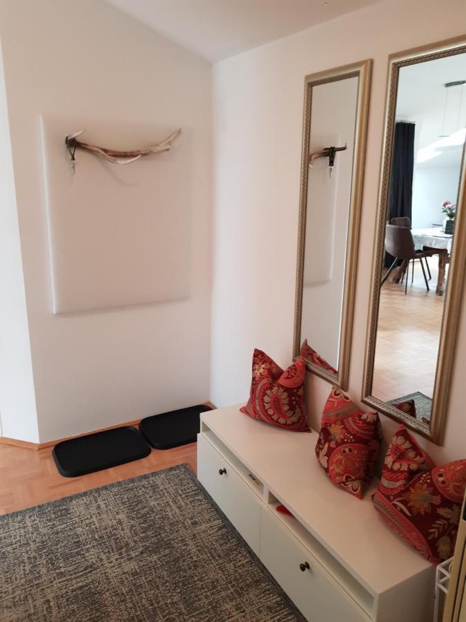 Karasek Mit Seeblick Apartment *