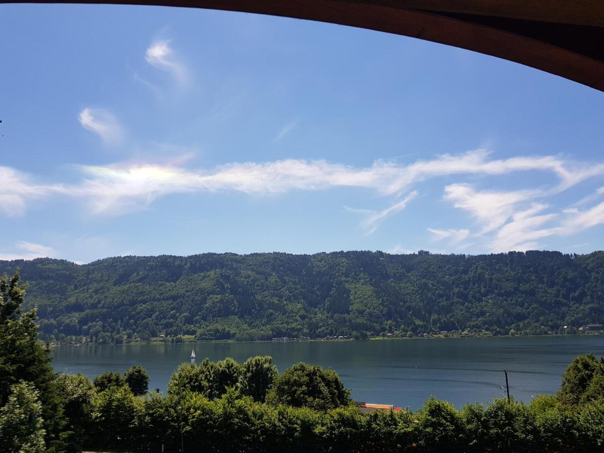 Karasek Mit Seeblick Sattendorf