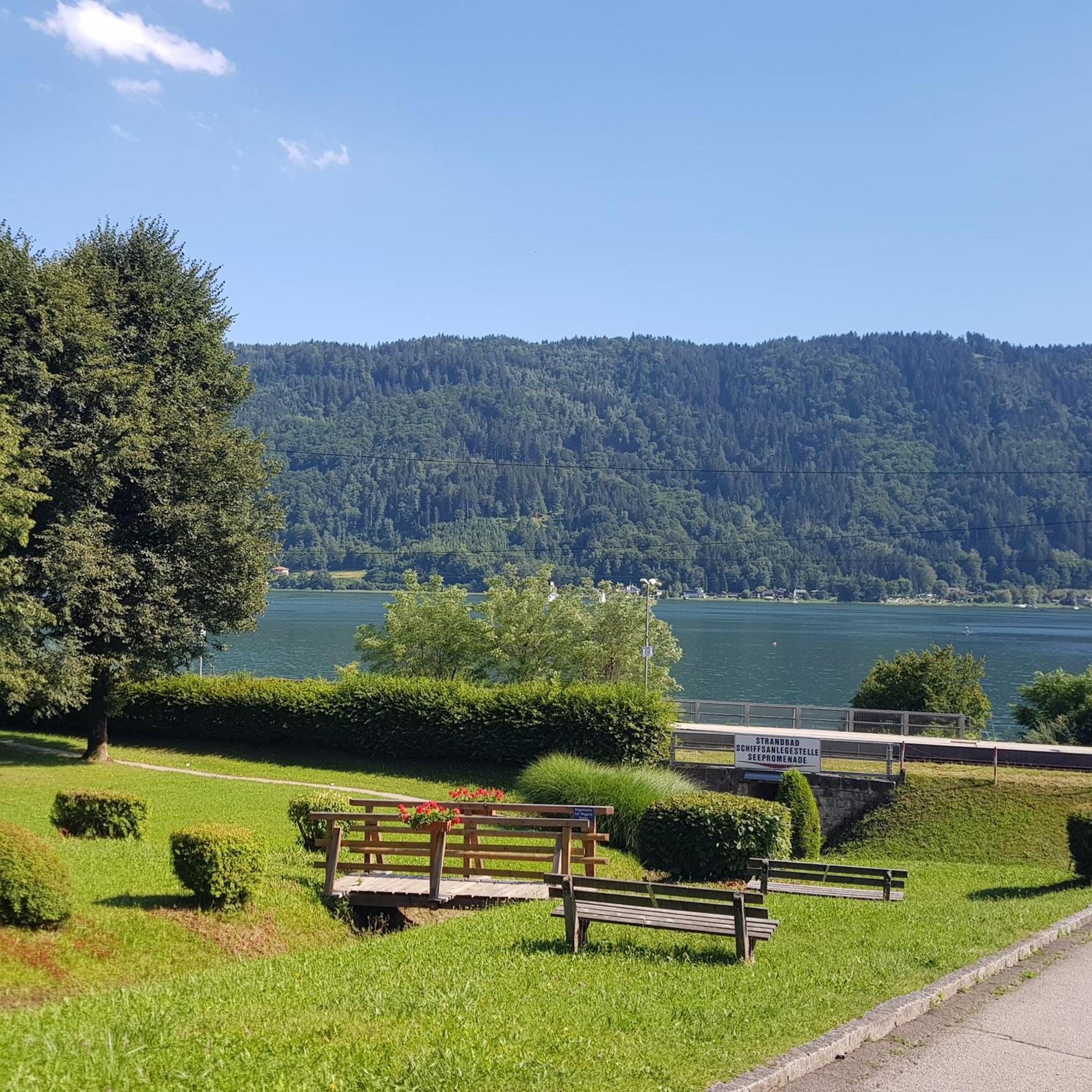 Karasek Mit Seeblick